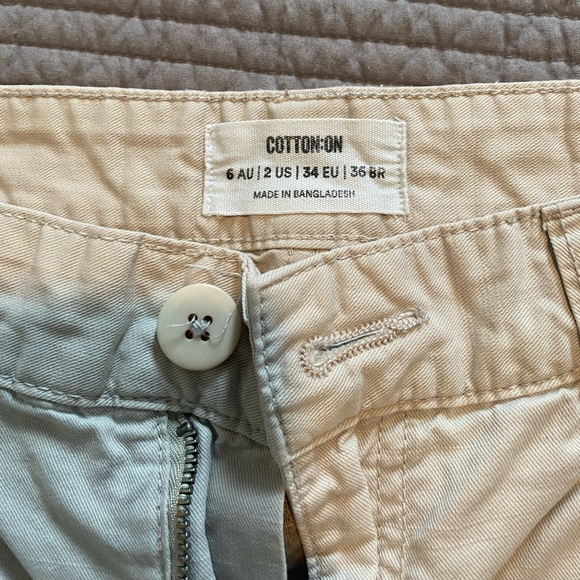 Cotton On • wide leg pants • Cotten fabric • excellent condition• size 2 • women - Picture 2 of 4